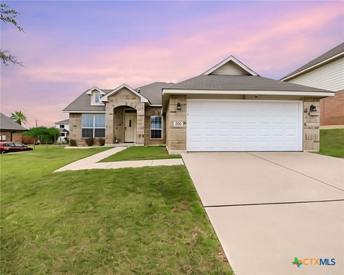 203 Ponderosa Dr, Harker Heights, TX, 76548-2612 | Card Image