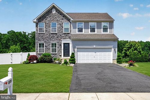 815 Kristin Ln, WILLIAMSTOWN, NJ, 08094-3596 | Card Image