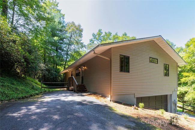 401 Silver Fox Ln, House other with 3 bedrooms, 3 bathrooms and null parking in Pisgah Forest NC | Image 23