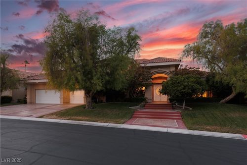 9008 Emerald Hill Way, Las Vegas, NV, 89117-5740 | Card Image