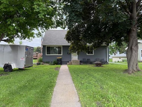 606 E Elm St, Redwood Falls, MN, 56283-1122 | Card Image