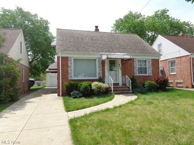 Orchard Ave, Cleveland, OH 44144