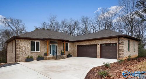 167 Brentwood Ln, Madison, AL, 35758-8496 | Card Image