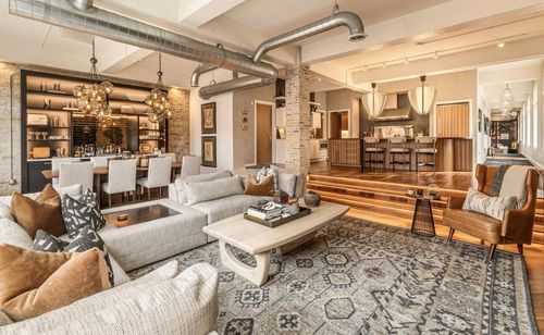 4-236 N Water Street, Milwaukee, WI, 53202 | Card Image