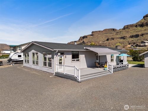 905 Hunter Ave Sw, Quincy, WA, 98848-9347 | Card Image