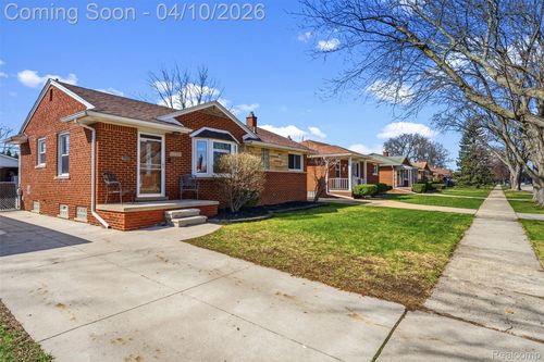 21100 Bon Brae St, Saint Clair Shores, MI, 48081-1885 | Card Image
