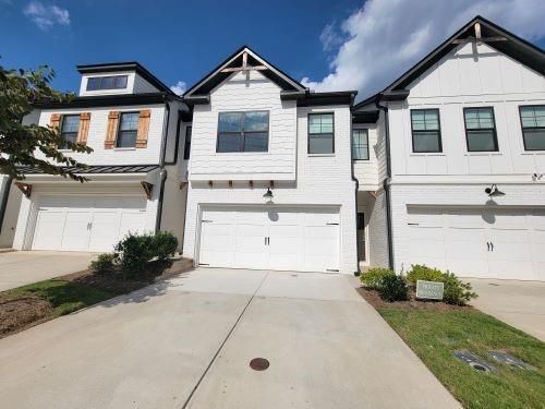 116 Auburn Gate Ln, Auburn, GA, 30011-5201 | Card Image