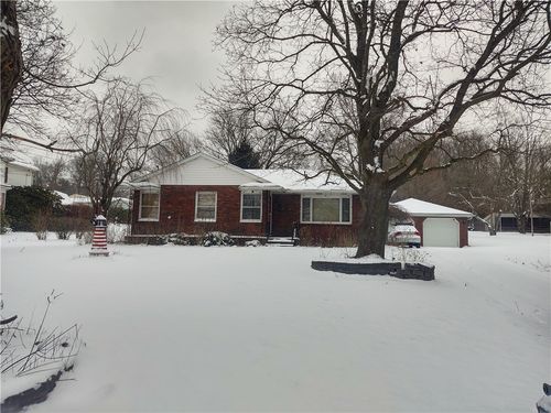 145 College Ave, Greenville, PA, 16125-1109 | Card Image