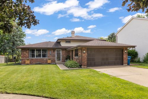 963 Hyacynth Ln, Bartlett, IL, 60103-5747 | Card Image