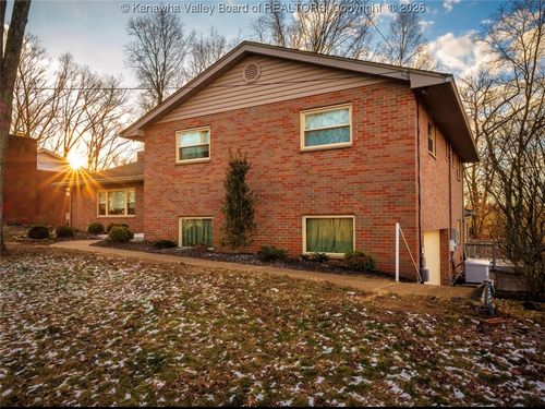 868 Alta Rd, Charleston, WV, 25314-1810 | Card Image