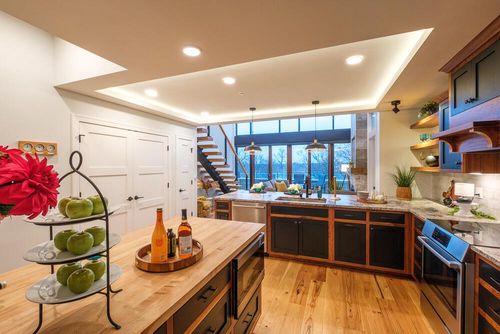 507-215 E Pleasant Street, Oconomowoc, WI, 53066 | Card Image