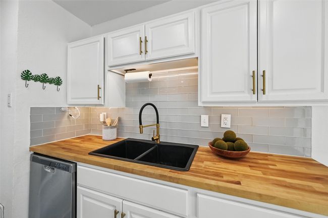 3105 Dupree St, House other with 4 bedrooms, 2 bathrooms and null parking in Irving TX | Image 11