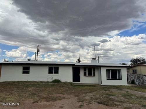 365 Steffen St, Sierra Vista, AZ, 85635-1442 | Card Image