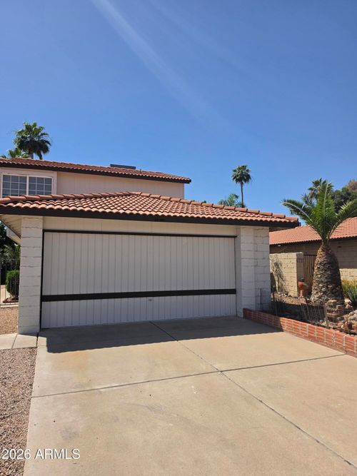2721 W Estrella Dr, Chandler, AZ, 85224-7814 | Card Image