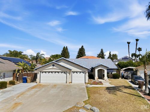 6410 Spring Ridge Dr, Bakersfield, CA, 93313-5201 | Card Image