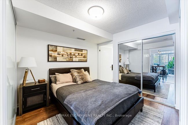 201 - 68 Abell St, Condo with 1 bedrooms, 2 bathrooms and null parking in Toronto ON | Image 10