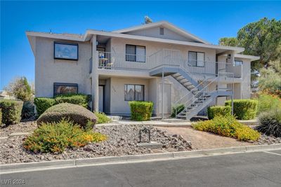 2 - 2737 Carnation Lane, Condo with 2 bedrooms, 2 bathrooms and null parking in Henderson NV | Image 1