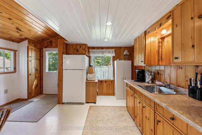 1443 Champlain Rd, House other with 5 bedrooms, 3 bathrooms and 6 parking in Tiny ON | Image 42