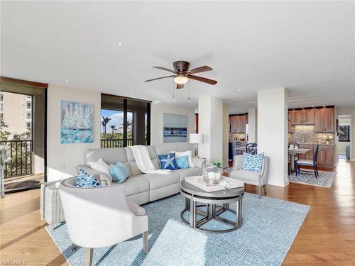apt-202-11030 Gulf Shore Dr, NAPLES, FL, 34108-1760 | Card Image
