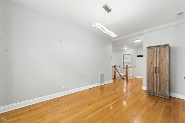 A - 2611 Rosemont Ave, Home with 3 bedrooms, 2 bathrooms and 2 parking in Chicago IL | Image 8