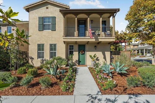 2687 Cedar St, Ventura, CA, 93001-4472 | Card Image