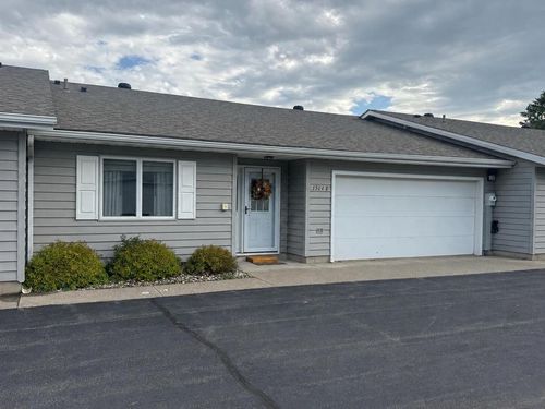 1304 Mcnally Dr, Winona, MN, 55987-6014 | Card Image