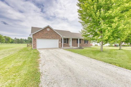 8829 Fawn Trl, Blanchester, OH, 45107-6708 | Card Image