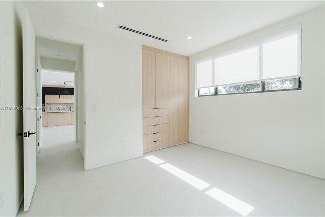 549 East Dr, House other with 4 bedrooms, 4 bathrooms and null parking in Miami Springs FL | Image 24