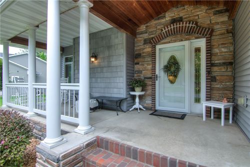 1403 Elm Ave W, Menomonie, WI, 54751-1574 | Card Image