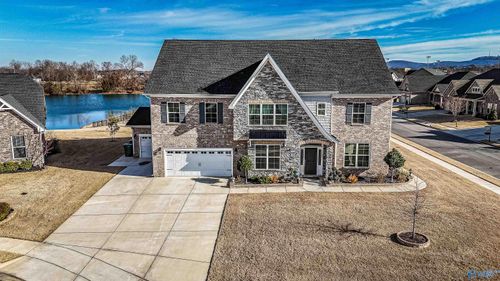 2400 Black Br Sw, Huntsville, AL, 35803-1561 | Card Image