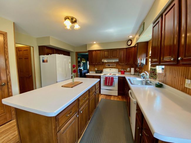 Misner kitchen.jpg | Image 9