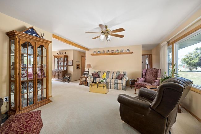 107 E Hickory St, House other with 2 bedrooms, 1 bathrooms and 2 parking in Chatsworth IL | Image 11