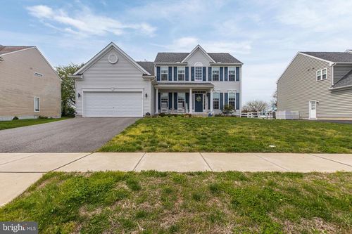 335 Helen Dr, TOWNSEND, DE, 19734-2407 | Card Image