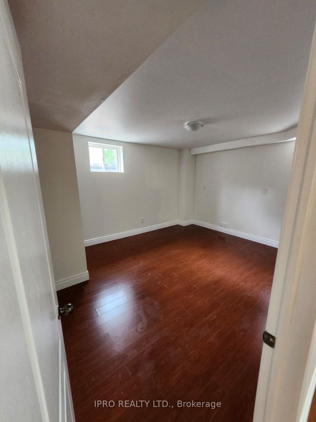 36 Clarion Rd, House other with 2 bedrooms, 1 bathrooms and 2 parking in Brampton ON | Image 14