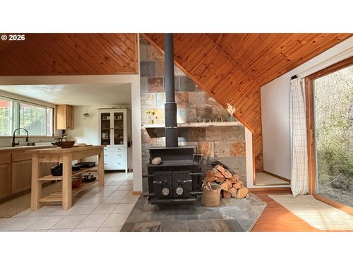 188 Northwoods, Cougar, WA, 98616-9715 | Card Image