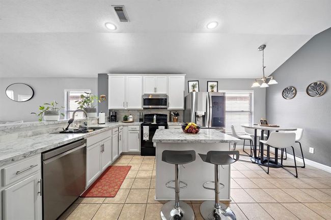 1727 Caldbeck Ln, House other with 3 bedrooms, 2 bathrooms and 2 parking in Fresno TX | Image 17