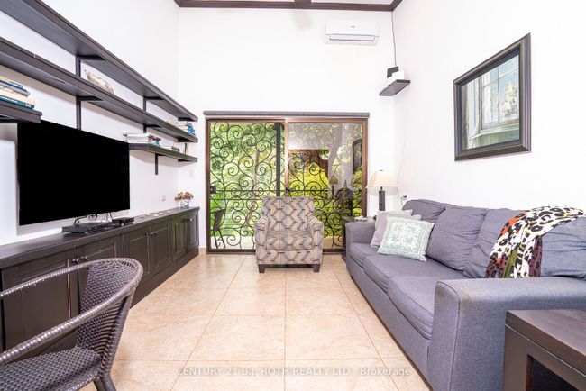1 Howler Heights, Condo with 2 bedrooms, 2 bathrooms and 4 parking in Costa Rica ON | Image 13