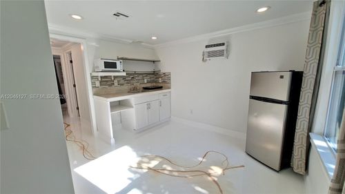 b-1028 S 62nd Ave, Hollywood, FL, 33023-1851 | Card Image