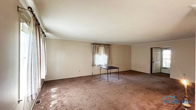 APT-28 - 1401 Van Buren St, Condo with 2 bedrooms, 2 bathrooms and 2 parking in Fostoria OH | Image 7