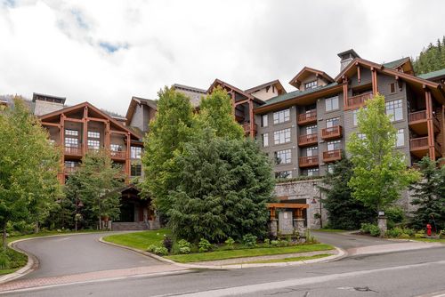 524-2202 Gondola Way, Whistler, BC, V8E0M7 | Card Image