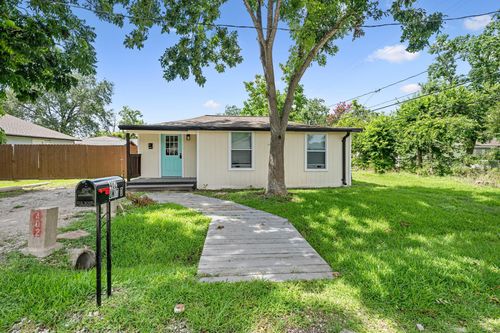 d-602 S 3rd St, La Porte, TX, 77571-5018 | Card Image