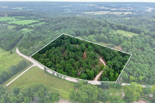 468 White Clover Rd, Strafford, MO, 65757-8768 | Card Image
