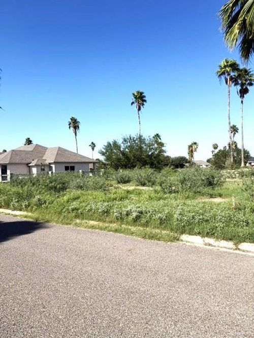 1931 Meadow Way Drive, Mission, TX, 78572 | Card Image