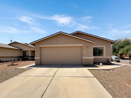 1657 W Wood Crest Ct, Tucson, AZ, 85746-3244 | Card Image