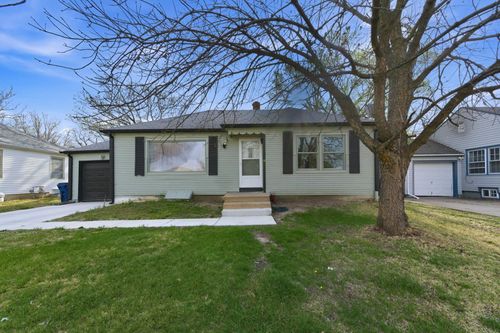 1050 N Pinecrest St, Wichita, KS, 67208-2730 | Card Image