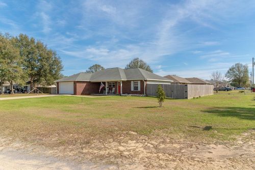 5191 Quince Ave, Crestview, FL, 32539-5807 | Card Image