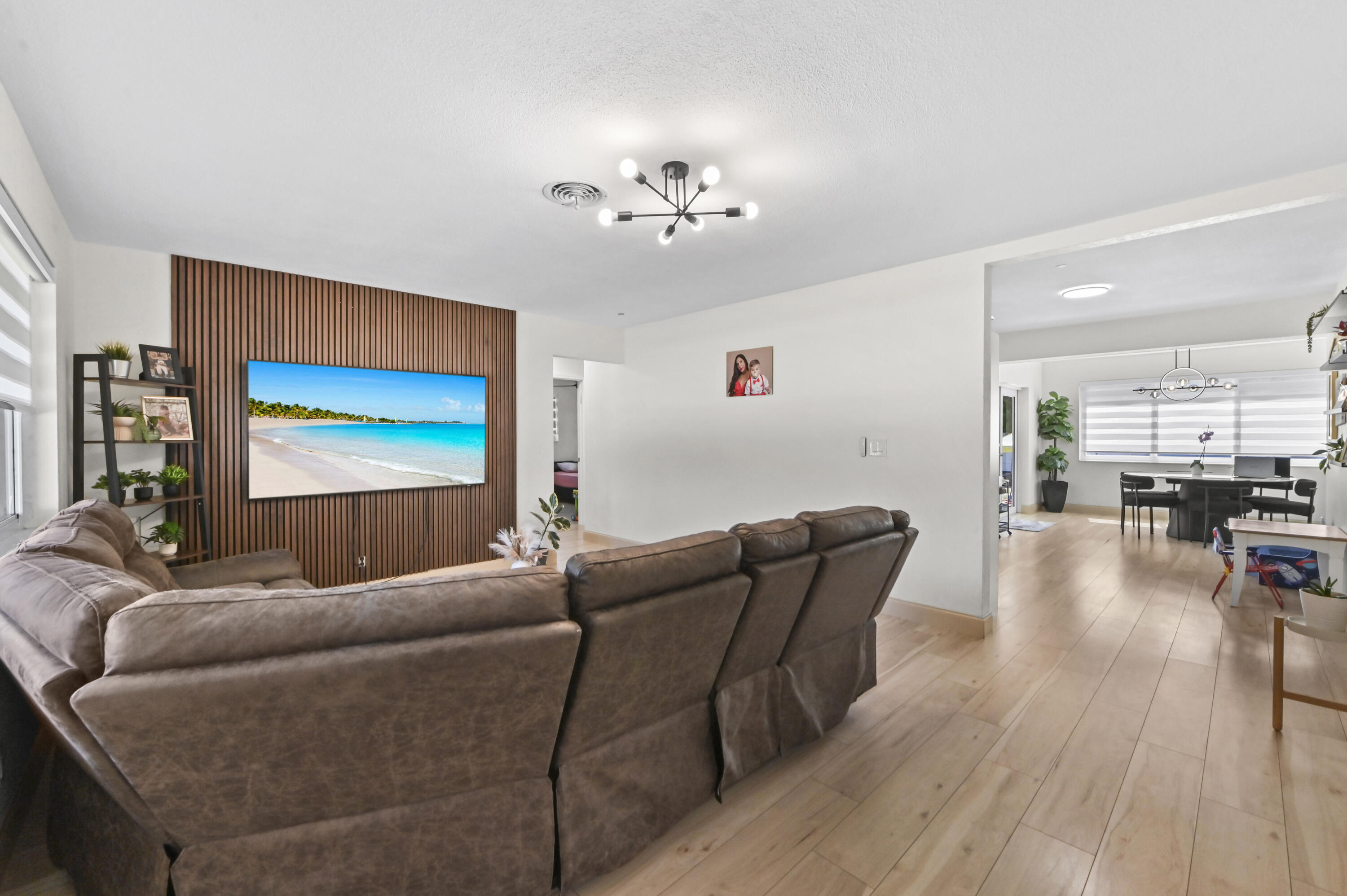 Residential in Hollywood 3