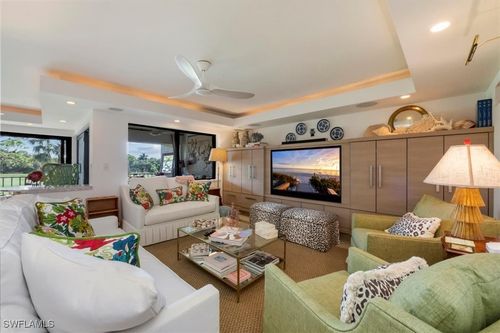 apt-391-107 Clubhouse Ln, NAPLES, FL, 34105-2919 | Card Image