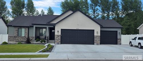 4601 Rustle Rd, Ammon, ID, 83406-5180 | Card Image