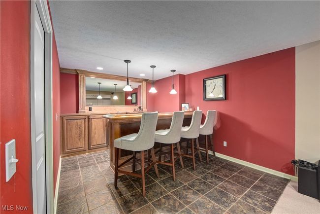 Finished lower level | Image 40